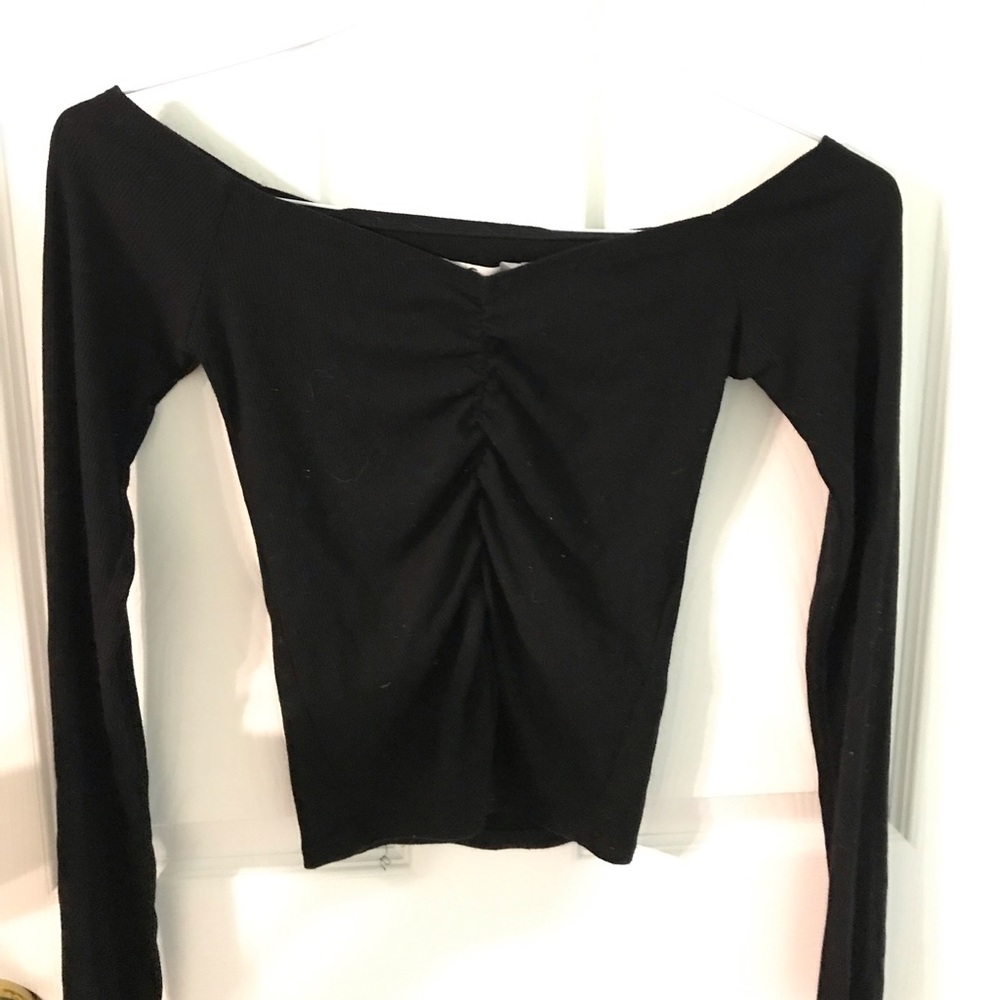 Hollister cropped shirt